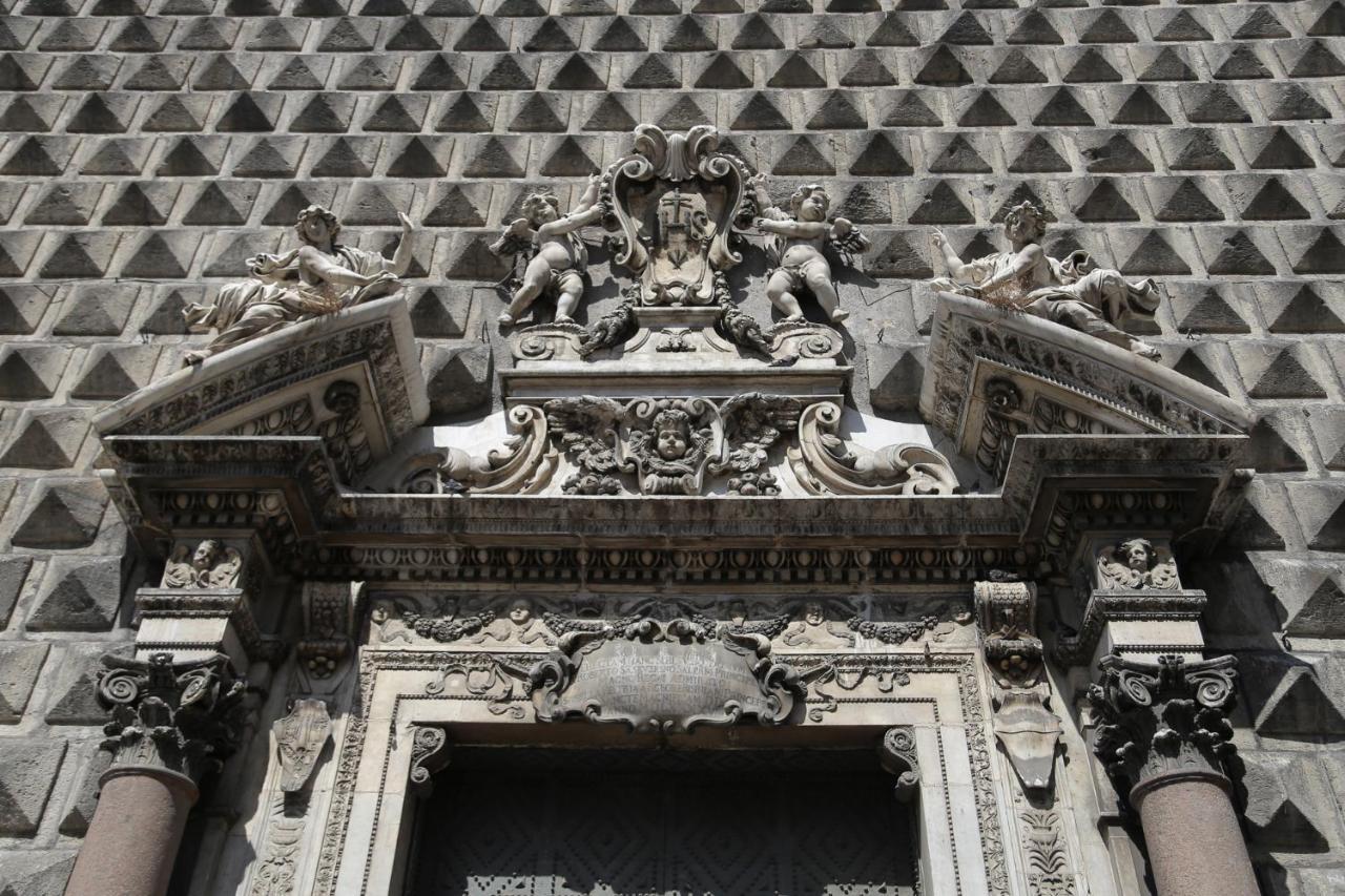 Palazzo Carafa Della Spina - Maison De Charme نابولي المظهر الخارجي الصورة